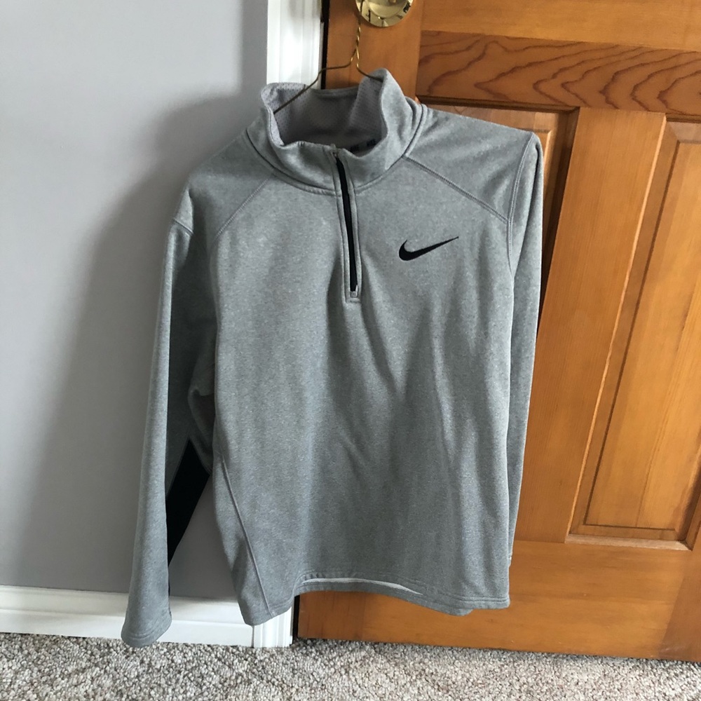 Nike Dri Fit pullover